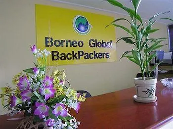 Отель Borneo Global Backpackers Кота-Кинабалу