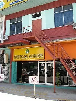 Отель Borneo Global Backpackers Кота-Кинабалу